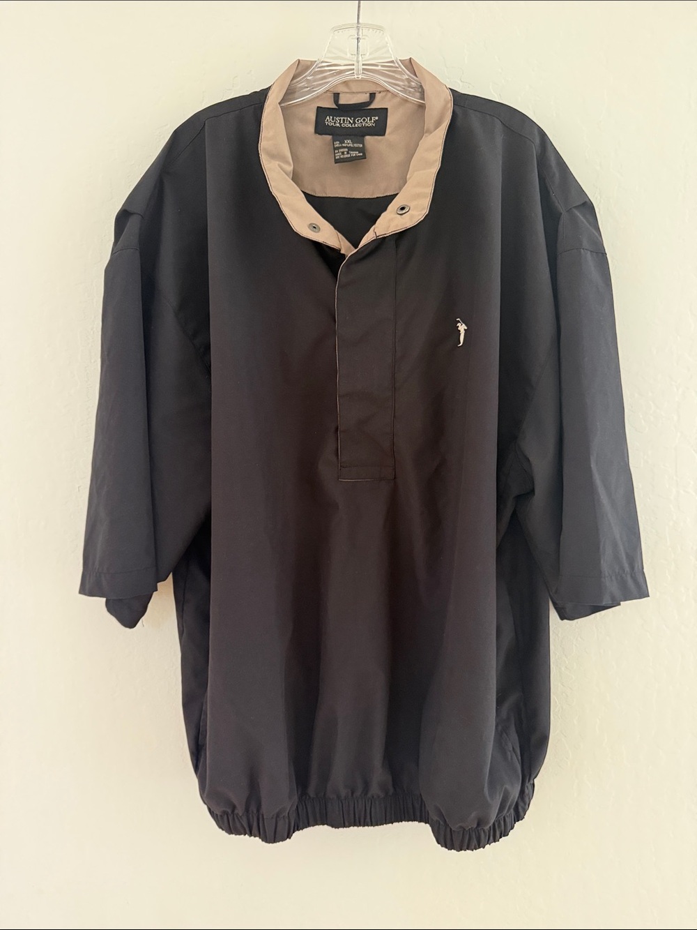 Austin Golf Tour Collection Black Pullover Windbreaker